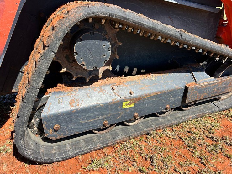 kubota-svl75-2-image-10