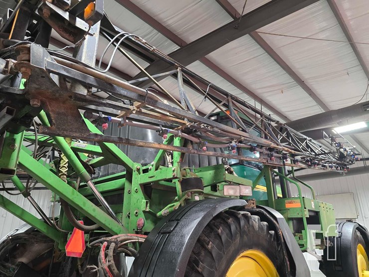 2000-john-deere-4710-image-21