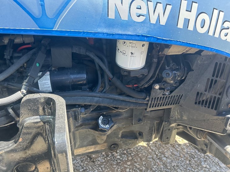 new-holland-t5070-image-21