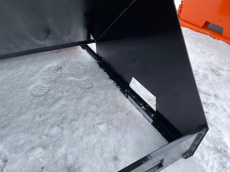 #2007-•-1.5-yard-skid-steer-mount-trash-hopper-image-11