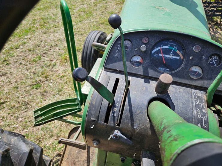 john-deere-4020-image-30