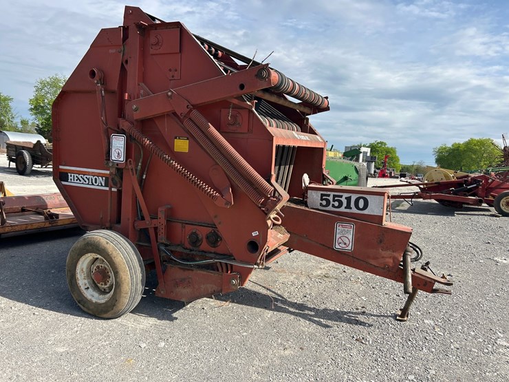 hesston-5510-image-3