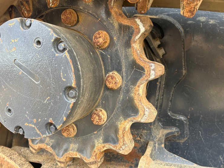 2023-kubota-svl65-2-image-58