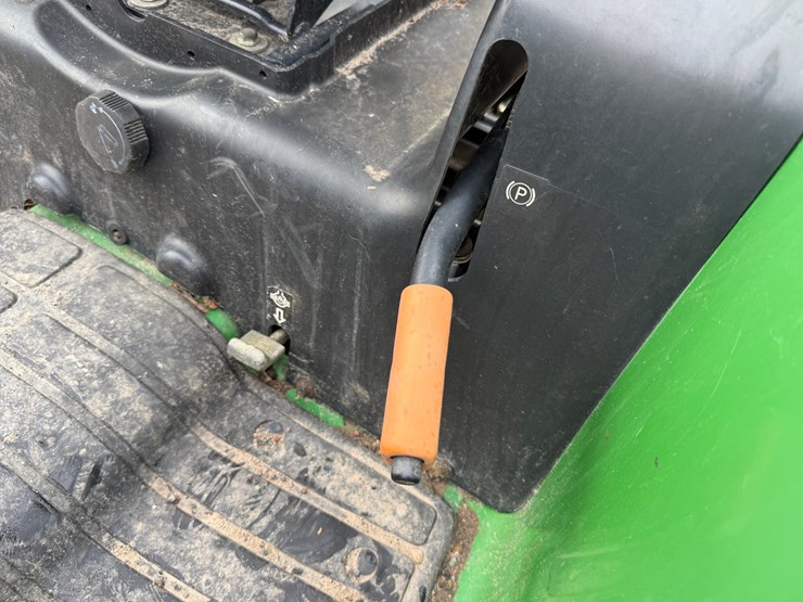 john-deere-4120-image-51