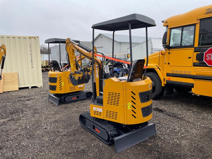 #3247-•-2026-ats-rt15r-mini-excavator-image-4