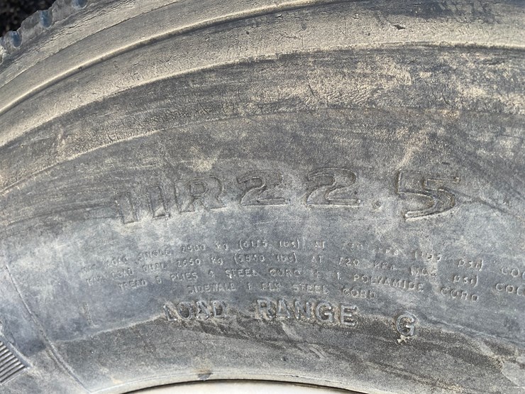 1995-peterbilt-330-image-23