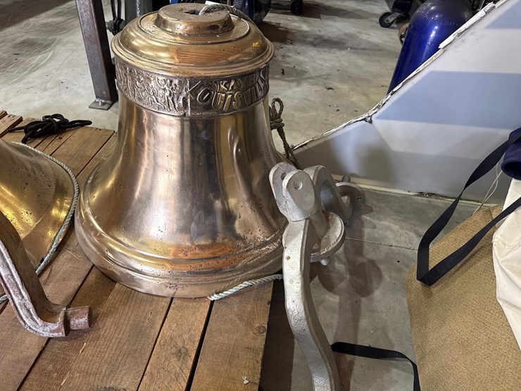 #8-•-antique-brass-church-bell-–-pre-1900-image-2