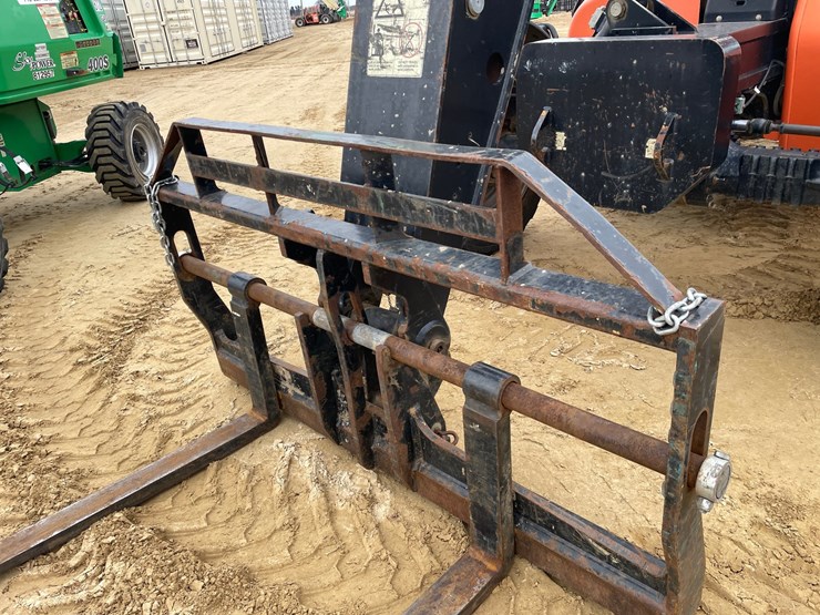 2014-jlg-g9-43a-image-33