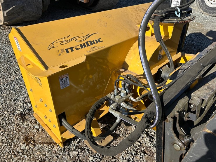 new-holland-l216-image-20