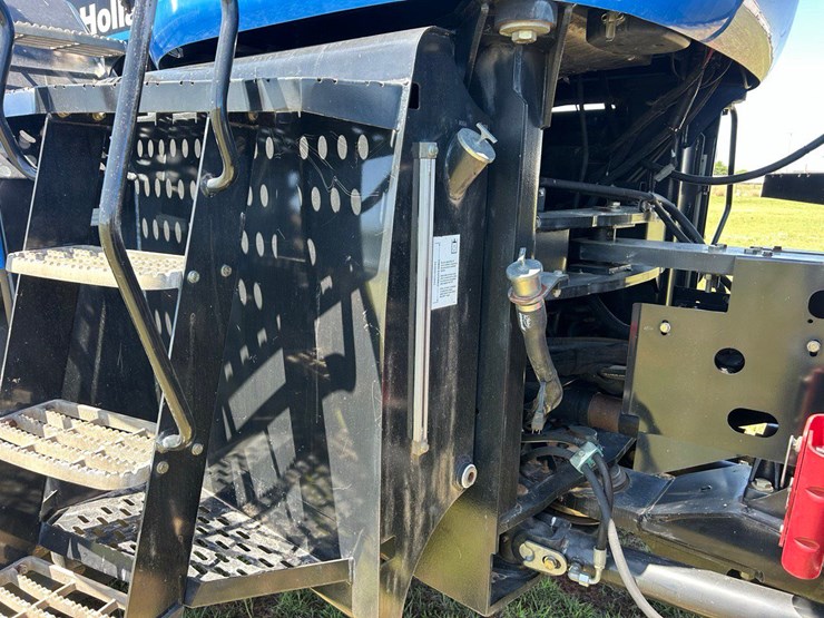 new-holland-tj375-image-14