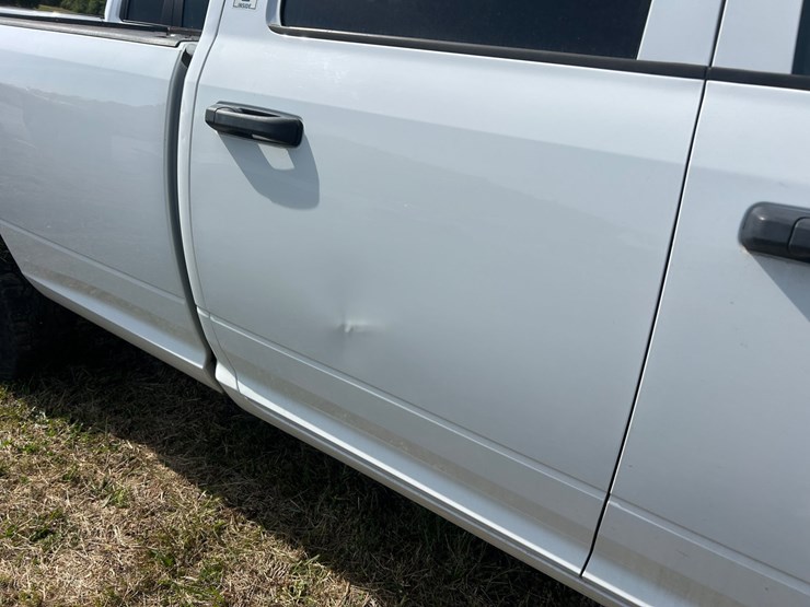 2020-dodge-3500-image-6