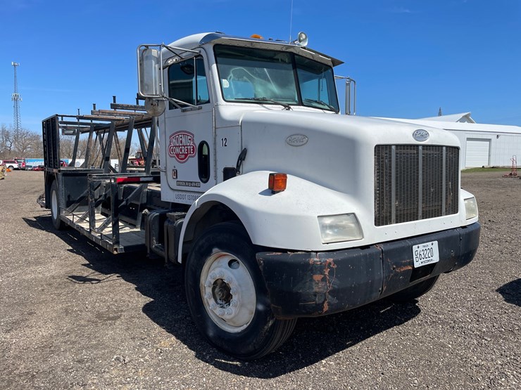 1995-peterbilt-330-image-3