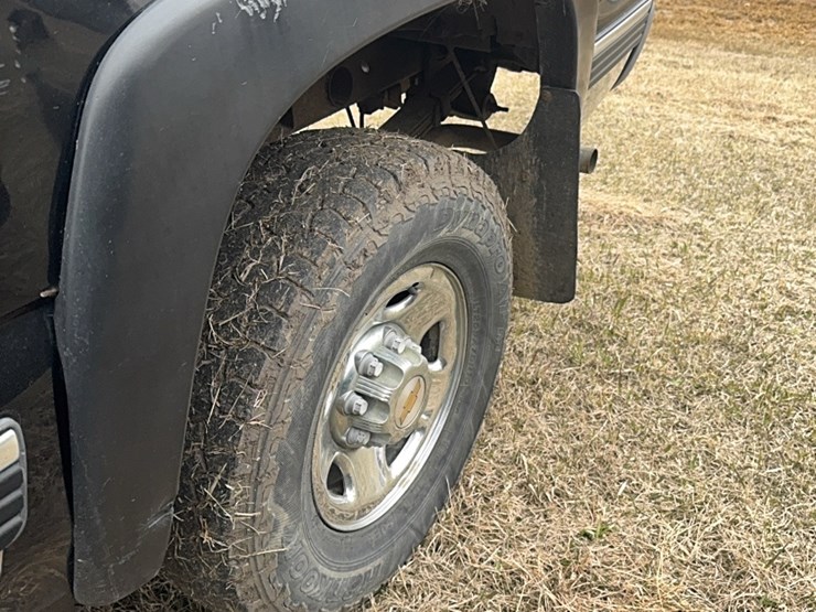 2001-chevrolet-2500-image-5