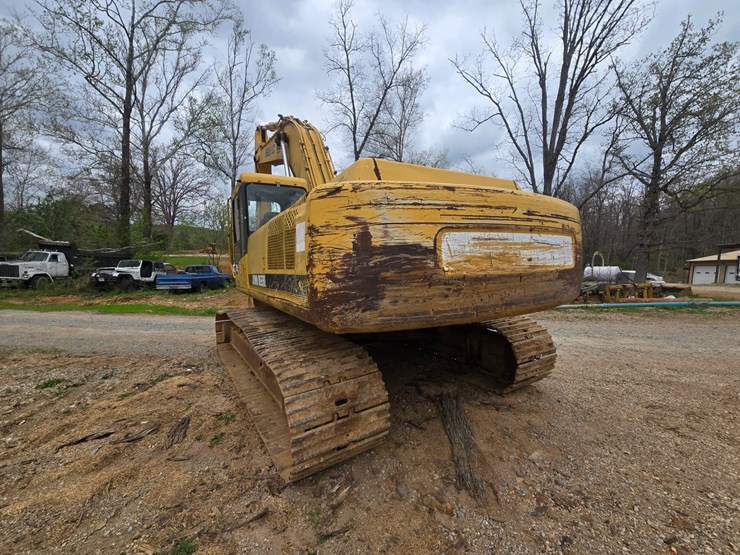 deere-892e-lc-image-13