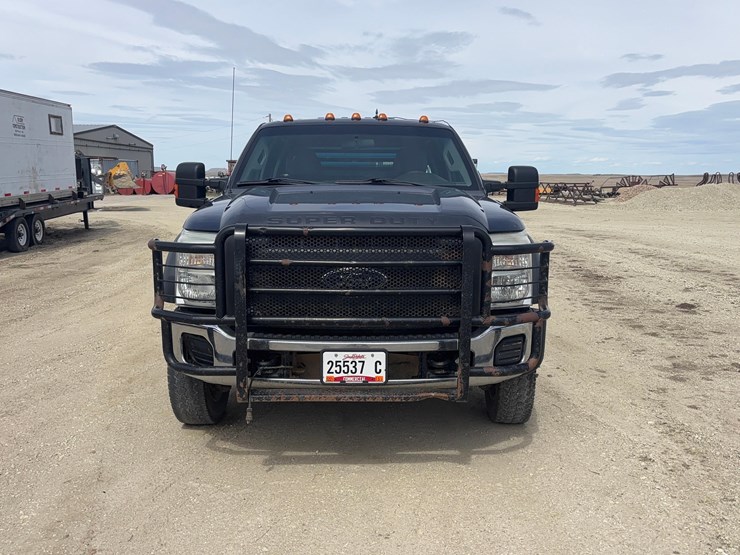 2015-ford-f550-image-2