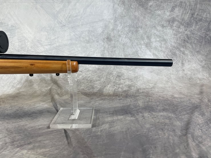 #1268-•-savage-93-fv,-22-wmr-bolt-action-rifle,-sn:-2121001,-(neenah,-wi)-image-5