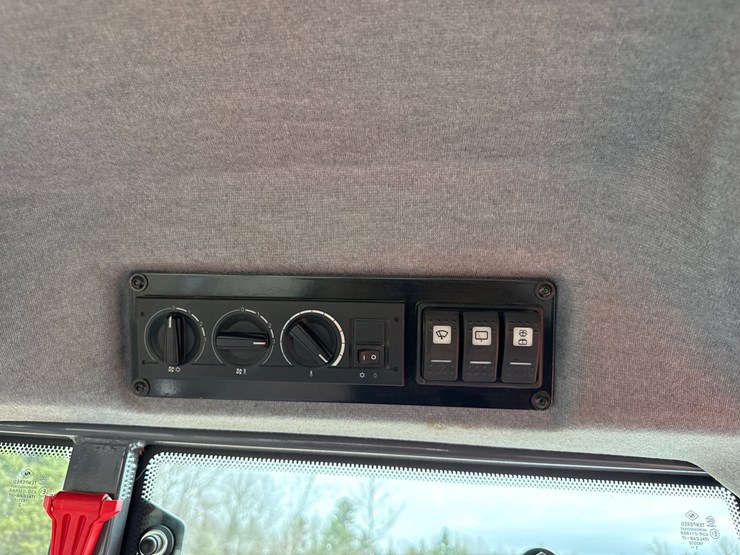 2022-hamm-h12i-image-28