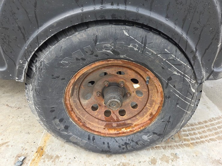 john-deere-4045hf285-image-34