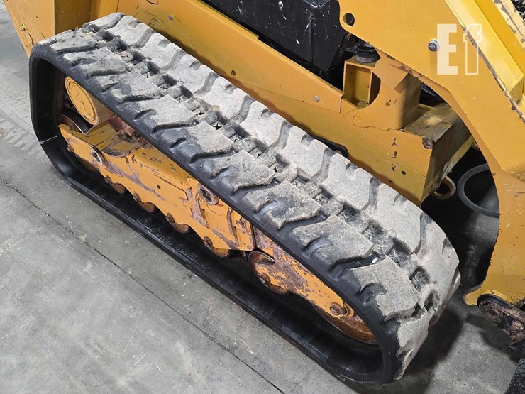 2020-caterpillar-289d3-image-37