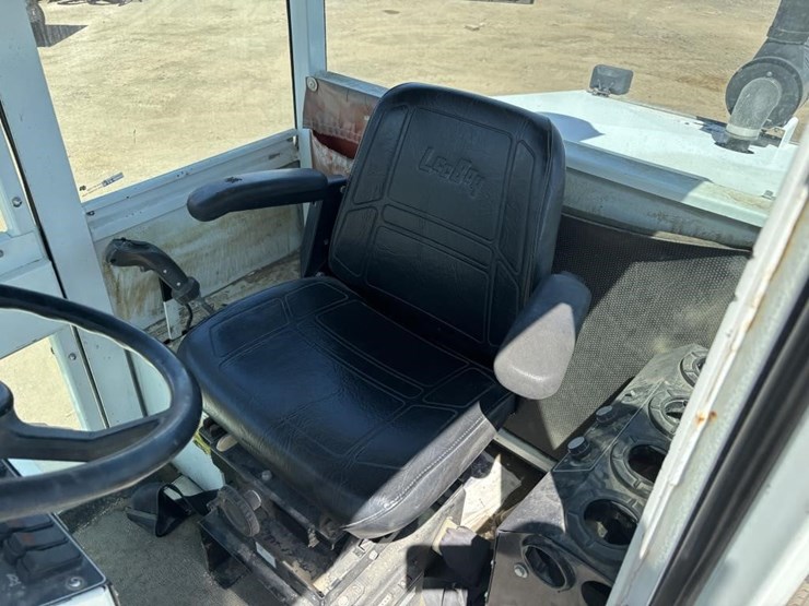 2005-rosco-rb48-image-22