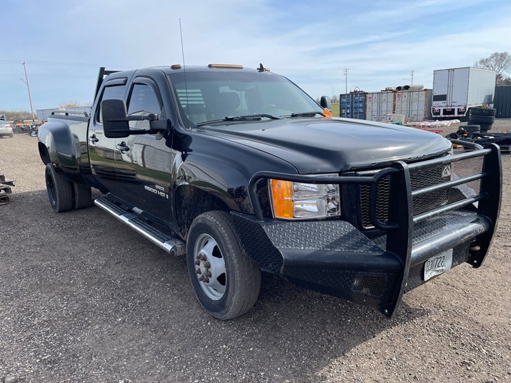 2008-gmc-3500hd-image-3