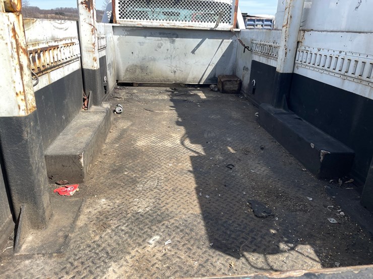 2011-ford-f550-image-31