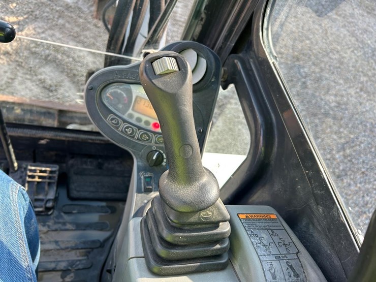 bobcat-e35i-image-22