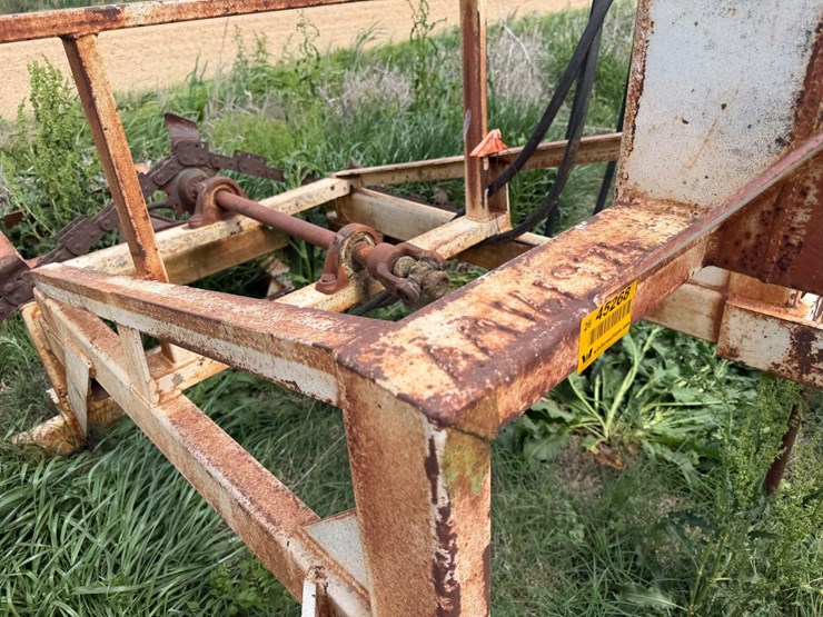 #45268-•-levee-trencher-image-18