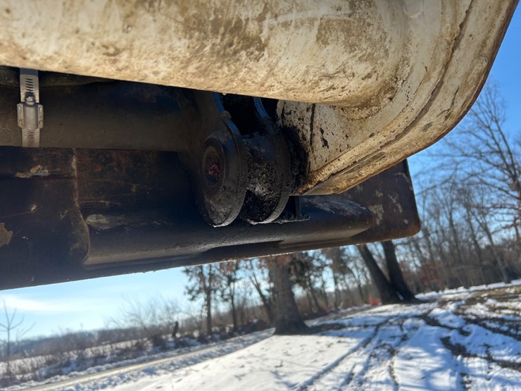 2017-bobcat-t550-image-63