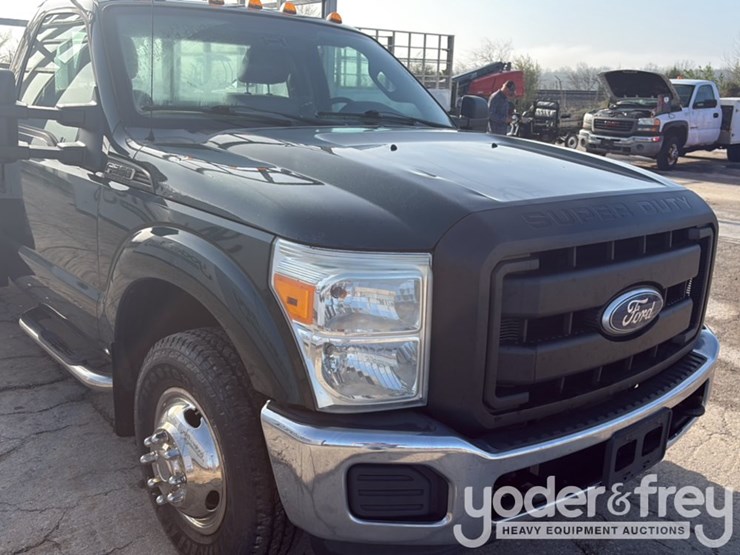 2011-ford-f350-image-31