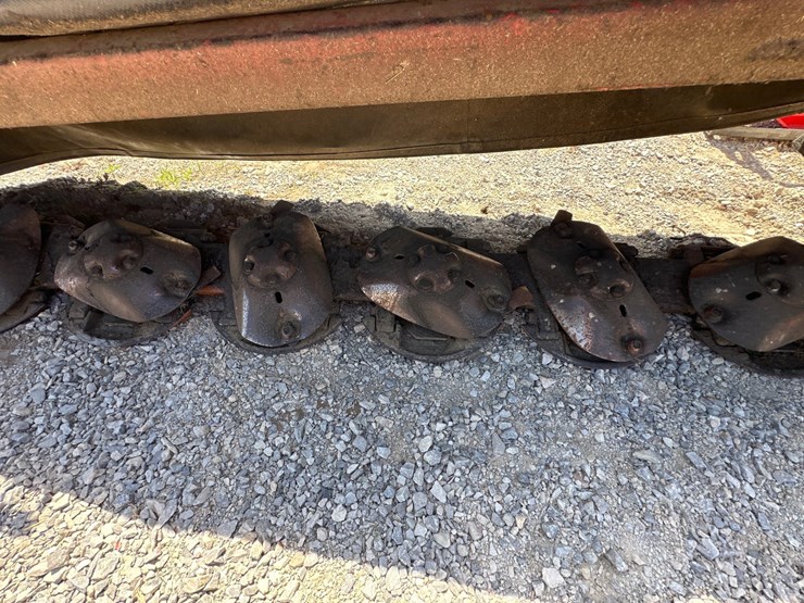 new-holland-617-image-6