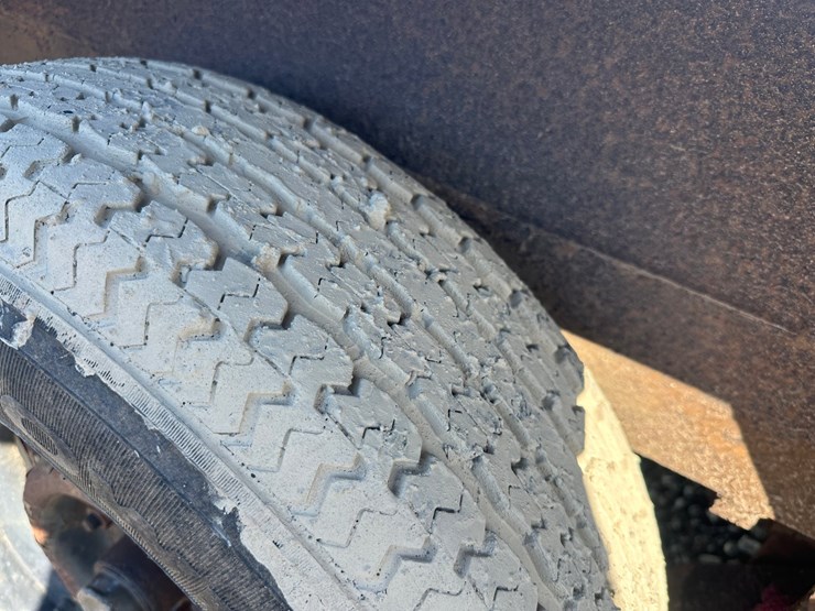 case-maxi-sneaker-image-82