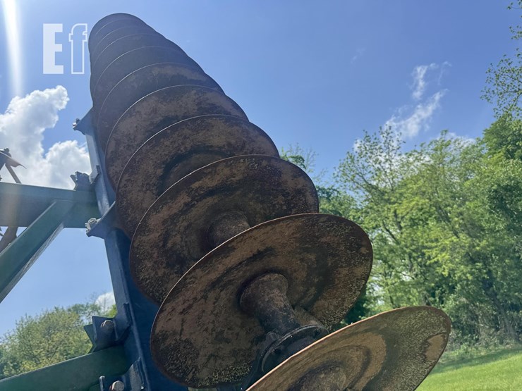 john-deere-630-image-11