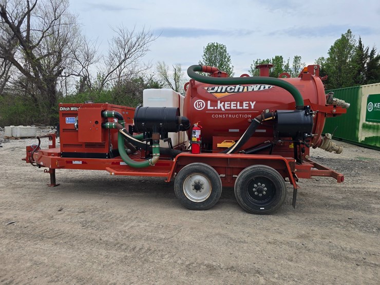 2017-ditch-witch-fx30-image-7