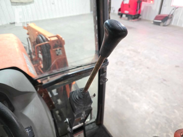 kubota-m108s-image-21