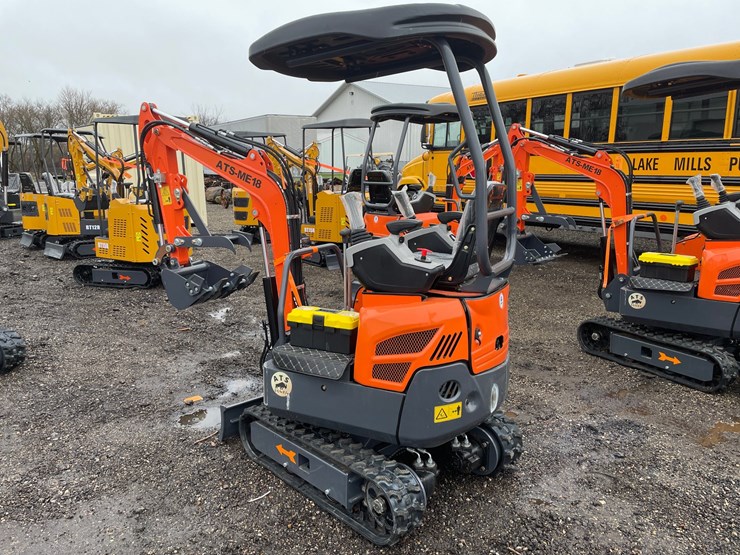#3345-•-2026-ats-me18-mini-excavator-image-4