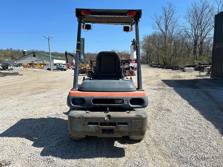 kubota-r420-image-3