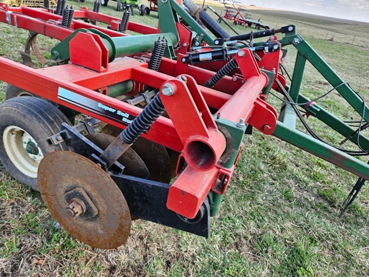 #515-•-brillion-sb-91-9-shank-chisel-plow-image-15