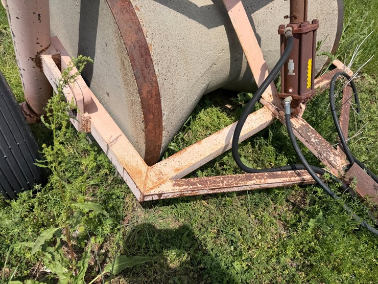 #45277-•-concrete-levee-packer-image-24