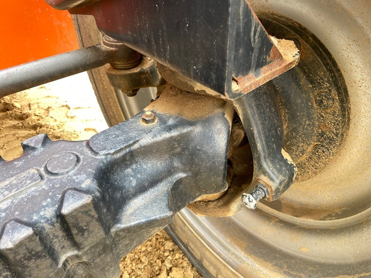 2014-jlg-g9-43a-image-40