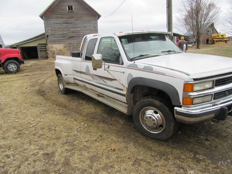 1997-chevrolet-3500-image-3