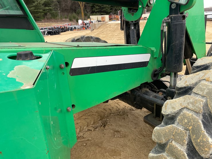 2015-sky-trak-10054-image-24