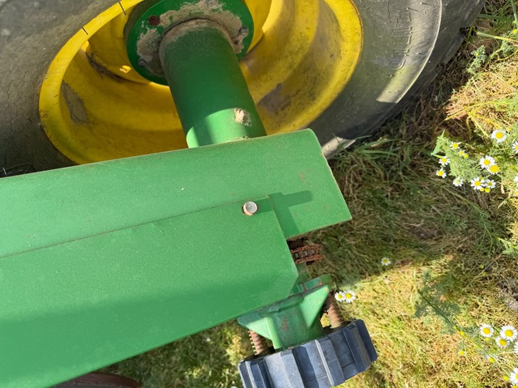 john-deere-1590-image-22