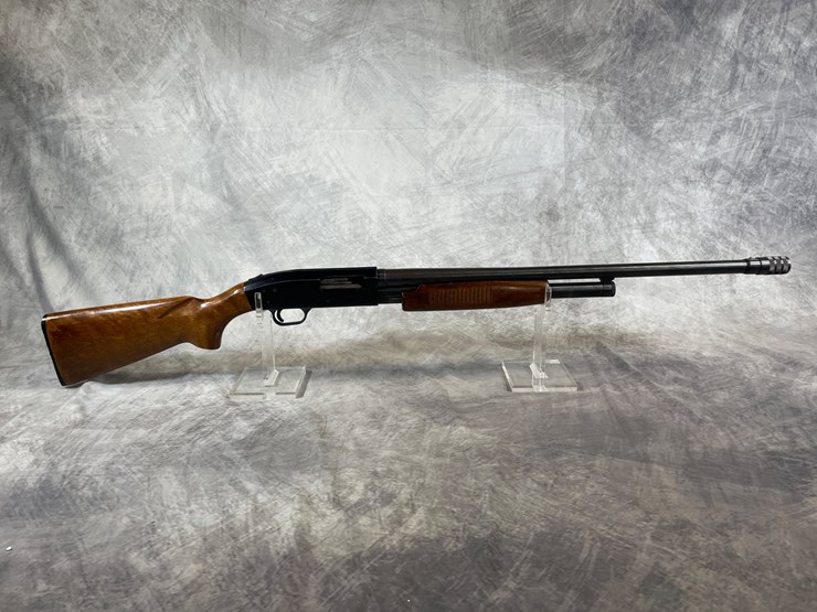 #4112-•-westernfield,-12-ga.-pump-action-shotgun,-sn:-g840904,-(neenah,-wi)-image-1