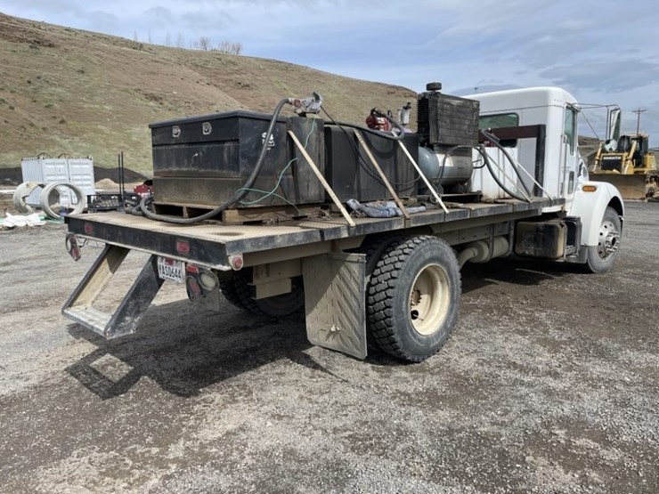 2004-kenworth-t300-image-5