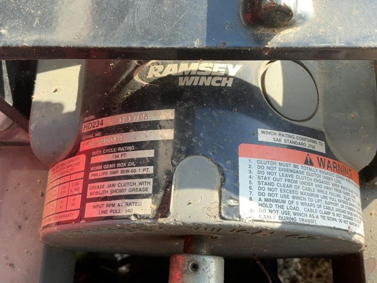 2021-peterbilt-337-image-57