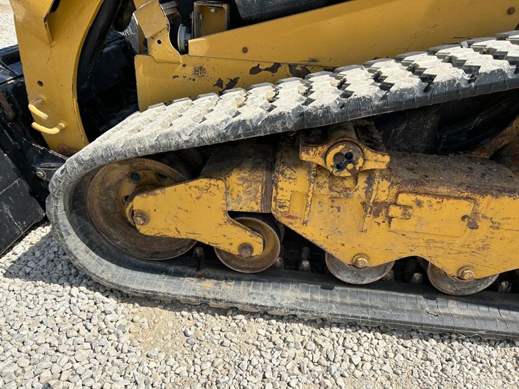 caterpillar-259d-image-19