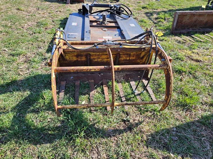 #552-•-55"-tine-grapple-bucket-image-8