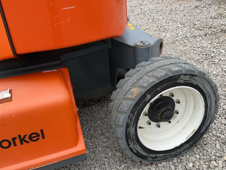 #308-•-2019-snorkel-46'-electric-articulated-boom-lift-image-23