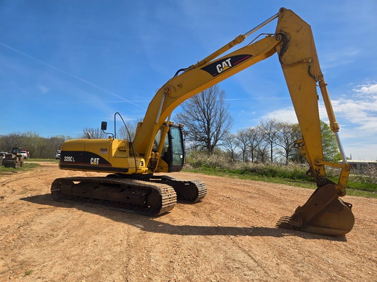 2003-caterpillar-320c-image-27